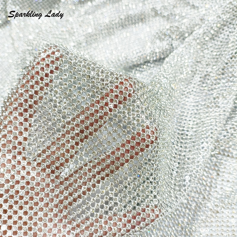 Crystal Mesh Fabric - قماش معدني مرصع بالأحجار الكريستالية 3