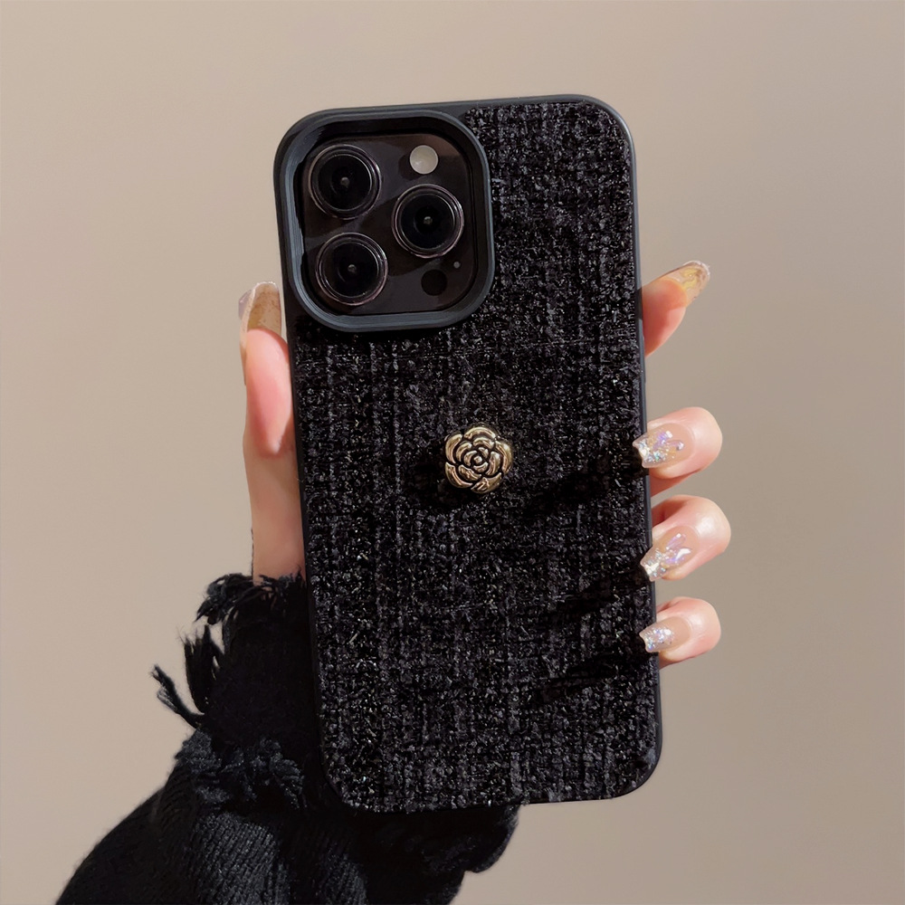 Embroidery Embellishments - غطاء هاتف فاخر ثلاثي الأبعاد بتصميم