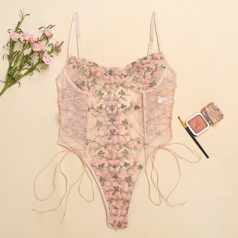 ملابس داخلية نسائية مثيرة، بود - مراجعة Embroidery Embellishments وسعره